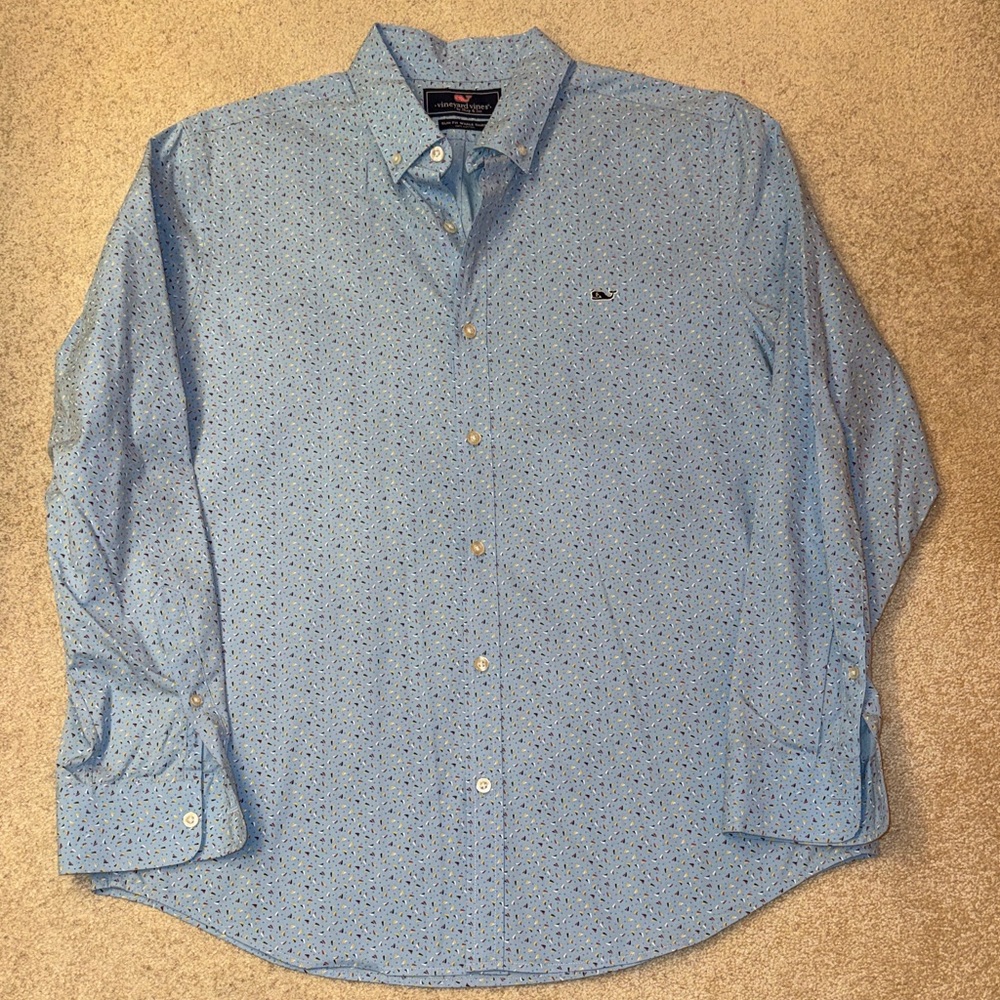 Vineyard Vines Light Blue Patterned Button Down Shirt